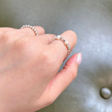 Load image into Gallery viewer, Uneven Pearl Ring