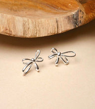 Load image into Gallery viewer, Dragonfly Earrings