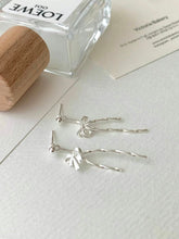 Load image into Gallery viewer, Ribbon Earrings