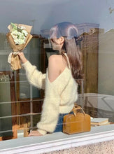Load image into Gallery viewer, Momo Shoulder Top