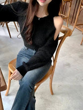 Load image into Gallery viewer, Momo Shoulder Top