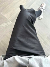 將圖片載入圖庫檢視器 Satin Midi Skirt