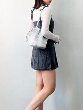 將圖片載入圖庫檢視器 Crinkle Bucket Bag
