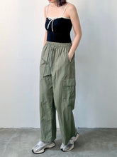 Load image into Gallery viewer, Ribbon Knit Vest