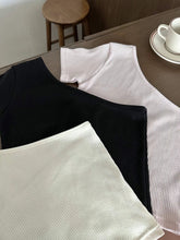 Load image into Gallery viewer, Cotton One Shoulder Top