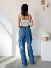 Load image into Gallery viewer, Pocket Jeans