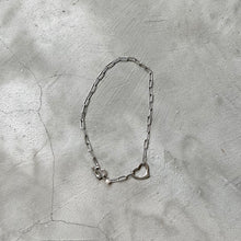 Load image into Gallery viewer, Heart Chain Necklace