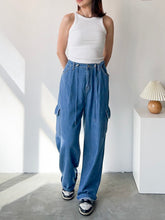Load image into Gallery viewer, Pocket Jeans