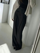 Load image into Gallery viewer, Pocket Pleated Pants