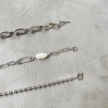 Load image into Gallery viewer, Pearl Ball Bracelet