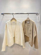 將圖片載入圖庫檢視器 Winter Knit Cardigan Set