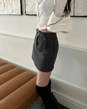 將圖片載入圖庫檢視器 Wool Belt Skirt