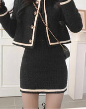 Load image into Gallery viewer, B/W Tweed Skirt