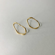 Load image into Gallery viewer, Uneven Earrings