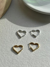 Load image into Gallery viewer, S925 Big Heart Earrings