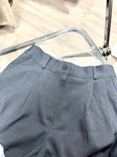 將圖片載入圖庫檢視器 Classic Suit Shorts