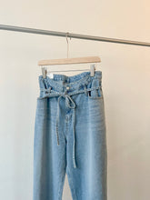 Load image into Gallery viewer, Ribbon Wrap Jeans