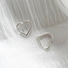 Load image into Gallery viewer, S925 Big Heart Earrings