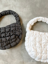 將圖片載入圖庫檢視器 Bubble Shoulder Bag