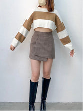 Load image into Gallery viewer, Striped Cropped Sweater