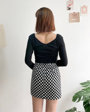 Load image into Gallery viewer, Basic V-neck Top