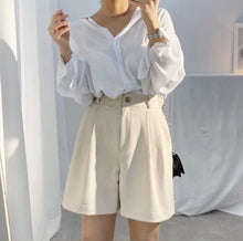 將圖片載入圖庫檢視器 Classic Suit Shorts