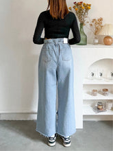 Load image into Gallery viewer, Ribbon Wrap Jeans