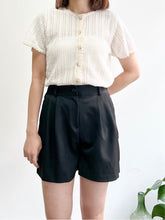 將圖片載入圖庫檢視器 Classic Suit Shorts
