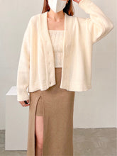 將圖片載入圖庫檢視器 Winter Knit Cardigan Set