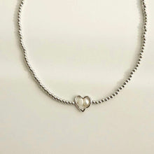 Load image into Gallery viewer, Pearl Heart Necklace