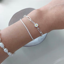 Load image into Gallery viewer, S925 Daisy Bracelet
