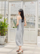 將圖片載入圖庫檢視器 Cami Pleated Dress