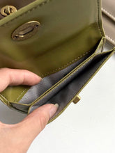 Load image into Gallery viewer, Soft Leather Cardholder