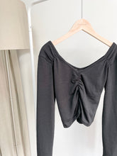 Load image into Gallery viewer, Basic V-neck Top