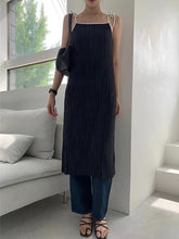 將圖片載入圖庫檢視器 Cami Pleated Dress