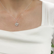 Load image into Gallery viewer, S925 Sailor Moon Necklace