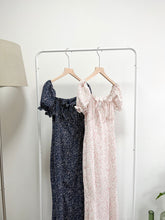 將圖片載入圖庫檢視器 Floral Ribbon Slit Dress