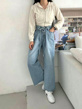 Load image into Gallery viewer, Ribbon Wrap Jeans