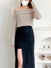Load image into Gallery viewer, Oatmeal Shoulder Top