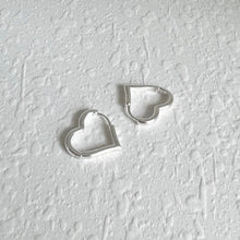 Load image into Gallery viewer, S925 Big Heart Earrings