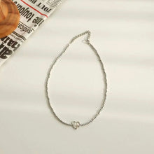 Load image into Gallery viewer, Pearl Heart Necklace