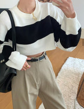 Load image into Gallery viewer, Striped Cropped Sweater