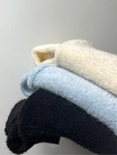 Load image into Gallery viewer, Snowball Cardigan