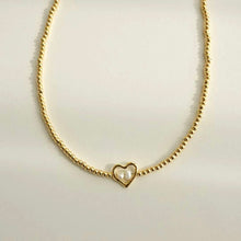Load image into Gallery viewer, Pearl Heart Necklace