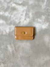 Load image into Gallery viewer, Soft Leather Cardholder