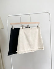 將圖片載入圖庫檢視器 Premium Tweed Skirt
