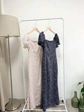 將圖片載入圖庫檢視器 Floral Ribbon Slit Dress