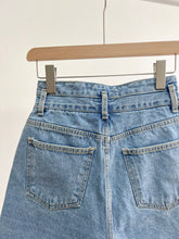 將圖片載入圖庫檢視器 Uneven Denim Skirt Pants