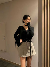 Load image into Gallery viewer, Choker Cardigan
