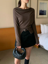 Load image into Gallery viewer, Elegant Shoulder Knit Top

